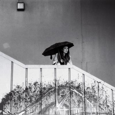 Intuiție sau gânduri intruzive? Cum să le deosebești și să îți asculți vocea interioară