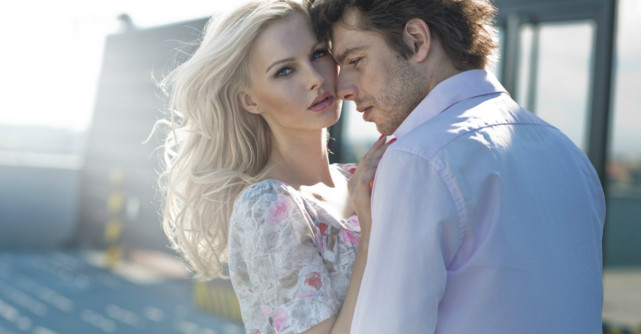 Nu alerga niciodata dupa un barbat! Cum sa te lasi cucerita