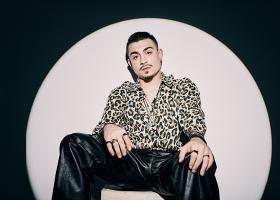 Vlad Musta lansează Cum să fiu – o confesiune muzicală despre o iubire de neuitat