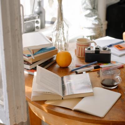 Ce poți face pentru a crea ordine în haosul din jurul tău. Secretul e să fii blândă cu tine