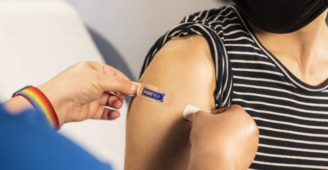 Întrebări frecvente despre vaccinarea anti COVID-19 