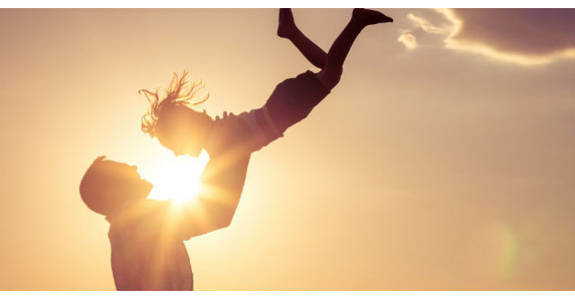 Un tata si-a rugat copilul sa se joace cu el. Ce a urmat? INCREDIBIL