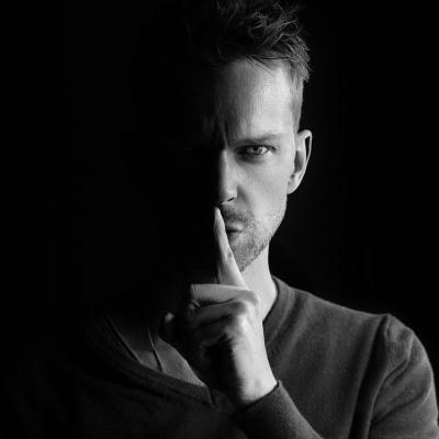 Ce înseamnă narcisist - Definiție, caracteristici și impact