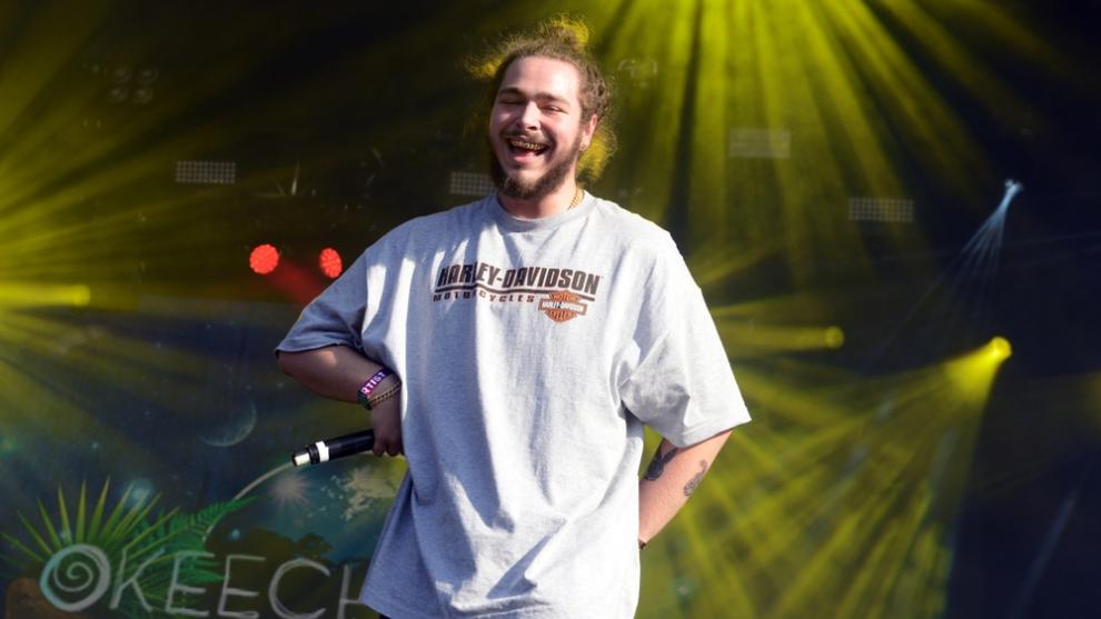Post Malone s-a logodit cu Christy Lee. Inelul spectaculos ar putea valora până la 2 milioane de dolari