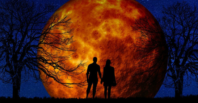 5 Motive pentru care Universul trimite în viața ta oamenii potriviți