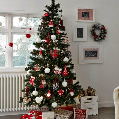 Craciunul in stil … eco! 6 beneficii ale bradului artificial 