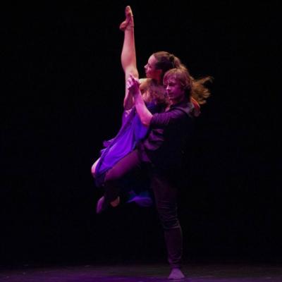 Repetitii intense si surprize pregatite pentru stagiunea de toamna, la Teatrul Stela Popescu