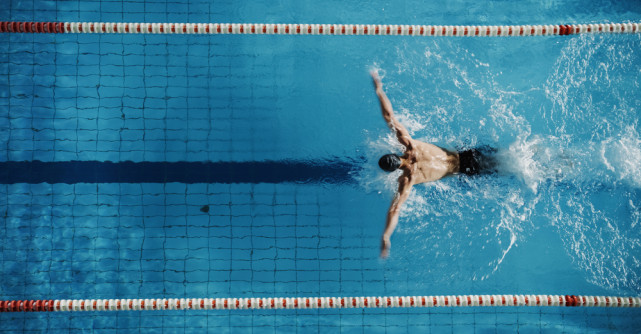 David Popovici a scris istorie la Campionatul European de la Roma! Aur la proba de 200 de metri pentru România!