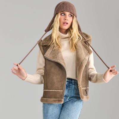 Un clasic al genului - blugii de damă, de ce trebuie să îi ai în garderobă?