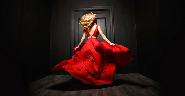 6 rochii de seară în care să te simți ca o prințesă