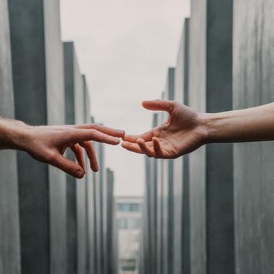 Dispută vs dezbatere în psihoterapia de cuplu