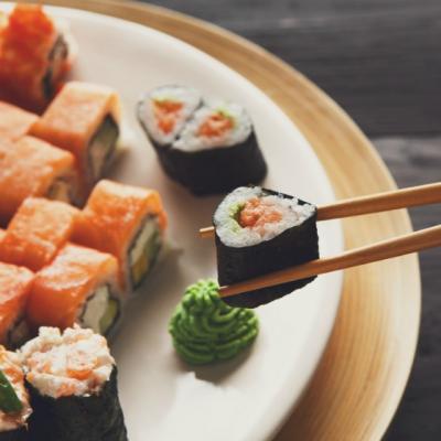 Dieta japoneza. Te ajuta sa slabesti si intarzie imbatranirea