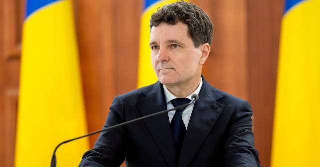 Nicușor Dan, reacție după ce Zelenski a promulgat legea privind educația în limba română din Ucraina