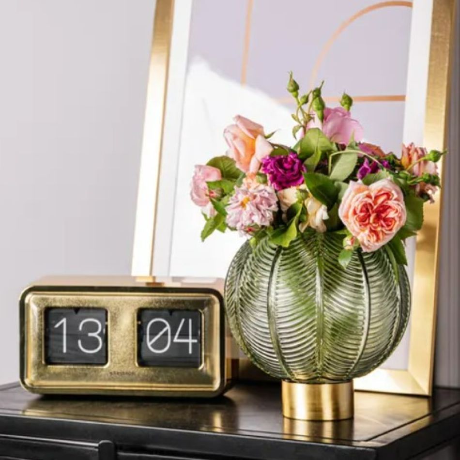 Cadou de casă nouă: Ghid complet pentru daruri speciale, pline de însemnătate