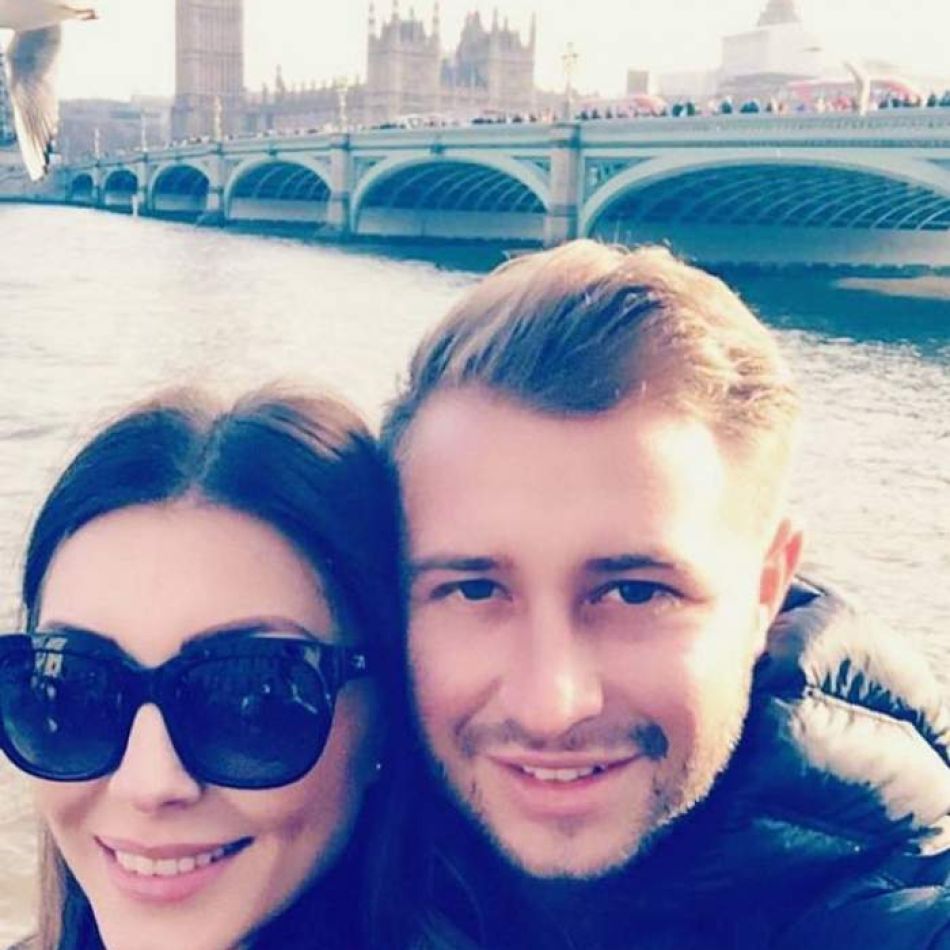 Andrei Neacșu, în tandrețuri cu o altă femeie! Cu cine a înlocuit-o pe Ilinca Vandici?