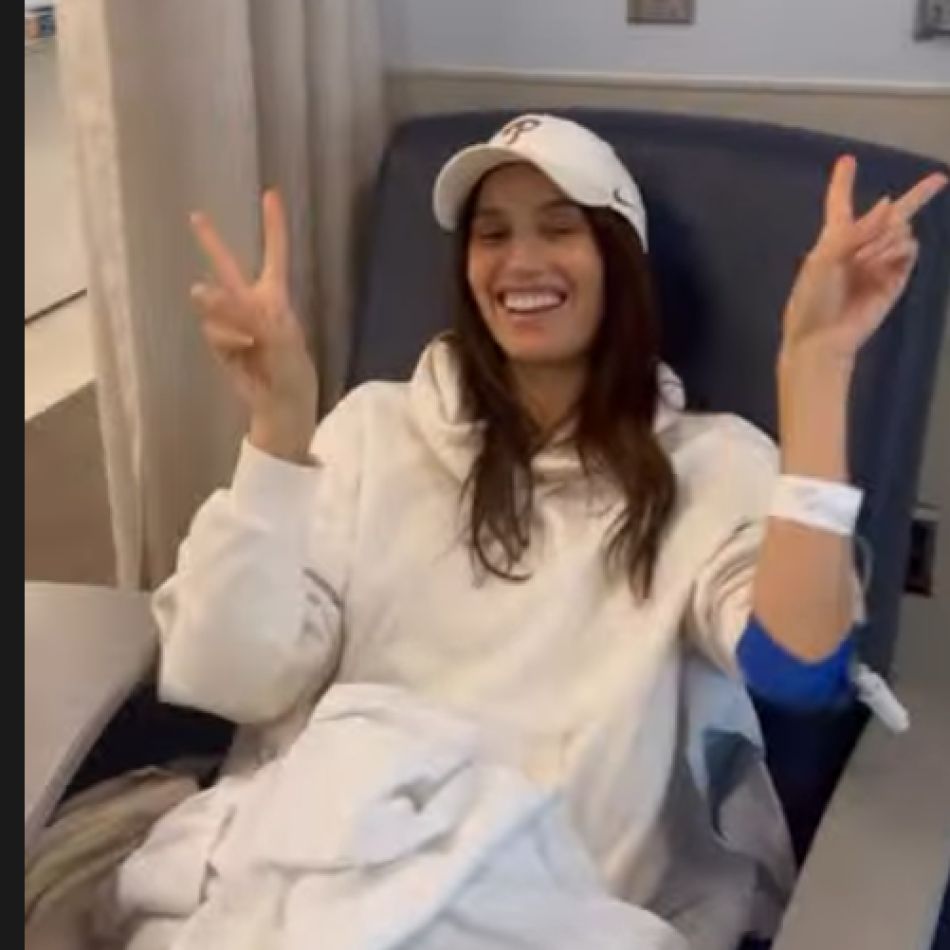 Alina Pușcău a început tratamentul pentru cancerul la sân. Primele imagini din clinică: Nu vreau să vă fie milă de mine...