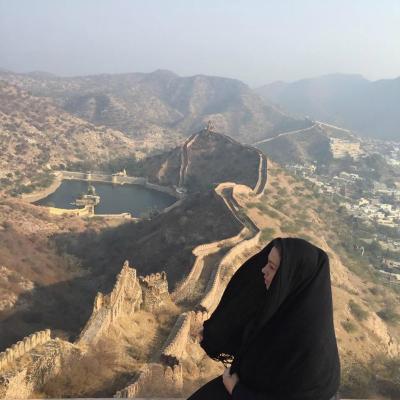 India, o experienta vindecatoare pentru cei ancorati in material