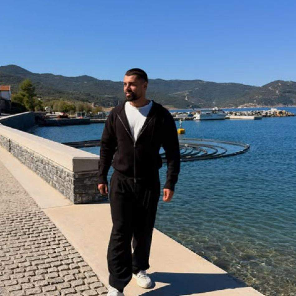 Teo Costache de la Insula Iubirii, prins în fapt! S-a afișat cu noua iubită, după ce a dezvăluit ce îi lipsea cel mai mult 