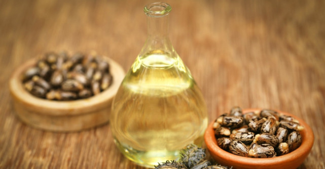 Beneficiile  uleiului de ricin