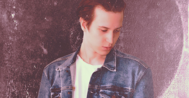 Eric Blake lanseaza single-ul Dance With Me