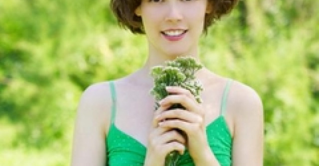 How to: Ghid de preparare a 5 cosmetice bio dedicate ingrijirii tenului sensibil