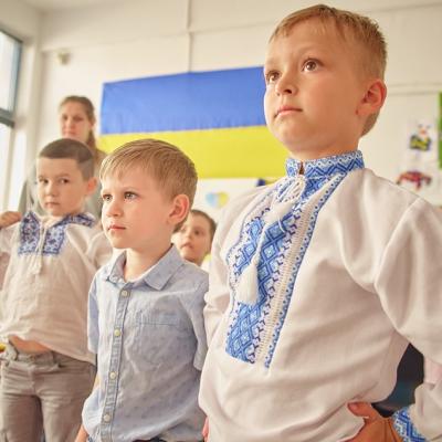 4 ani de la izbucnirea conflictului din Ucraina: 1 din 3 copii rămâne dependent de asistență umanitară 