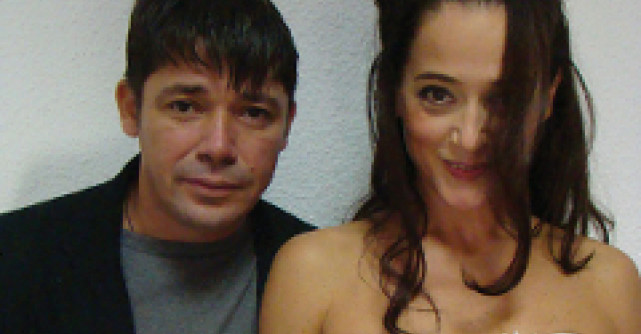 Teatrul de la miezul noptii: Dragostea dureaza trei ani