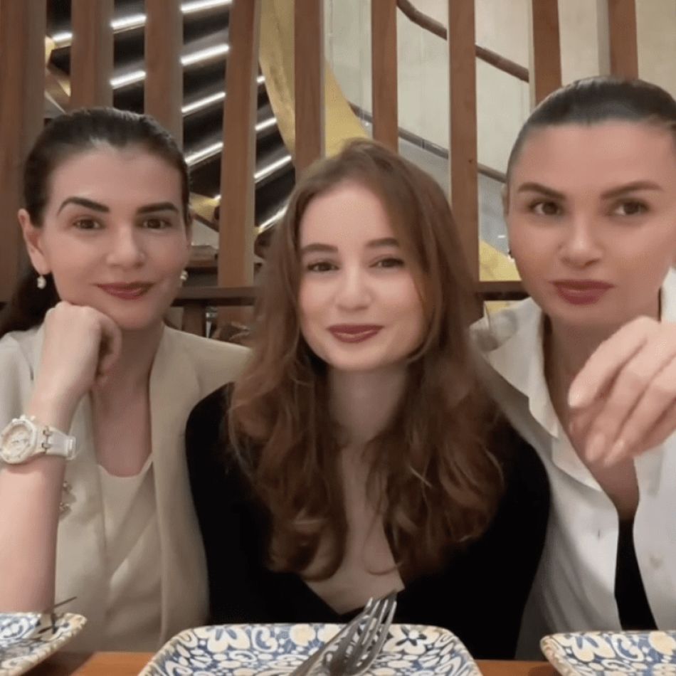 Monica Gabor și Irina Columbeanu, apariție elegantă în Malibu. Cum au fost surprinse cele două