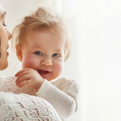 De ce se incapataneaza toata lumea sa-ti spuna cum sa-ti cresti copilul?