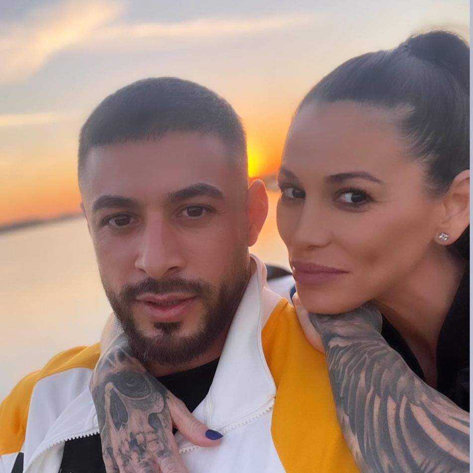 Roxana Vancea, în culmea fericirii! A devenit mireasă și a avut o rochie de prințesă