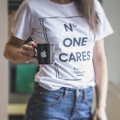 Ce tricouri cu mesaje cool purtam in tinutele din 2017