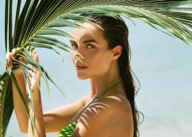 Crema cu protecție solară îți încarcă tenul sau îți provoacă coșuri? Ce tip de SPF ți se potrivește și cum il alegi