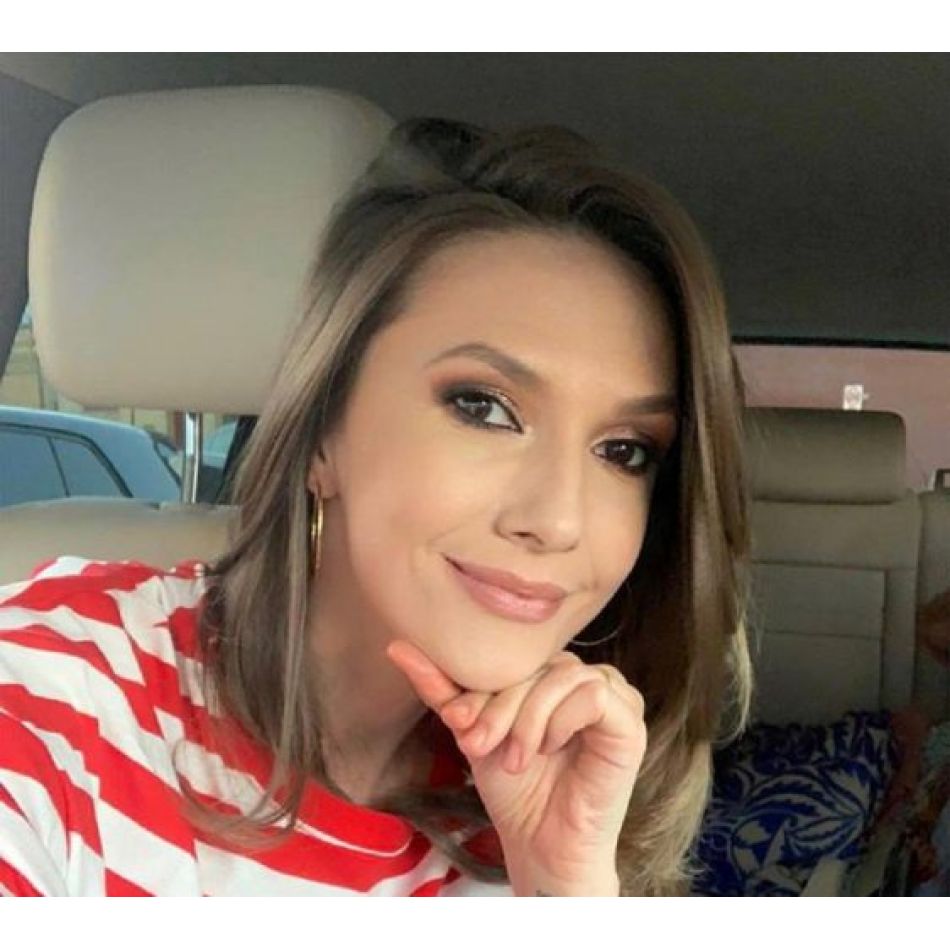 Adela Popescu, detalii despre suferința pe care a ascuns-o mulți ani de zile. Cum a reușit vedeta să treacă peste boală?