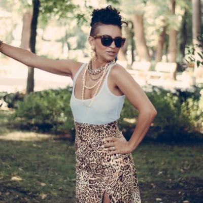 Video: Cine are chef de joaca? Vezi aici noul videoclip al Giuliei Anghelescu