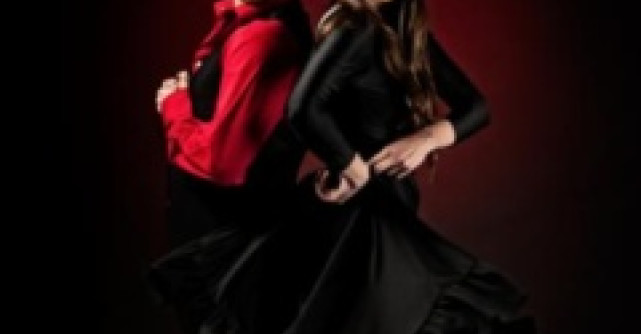 Ce vad divele la dansatori?