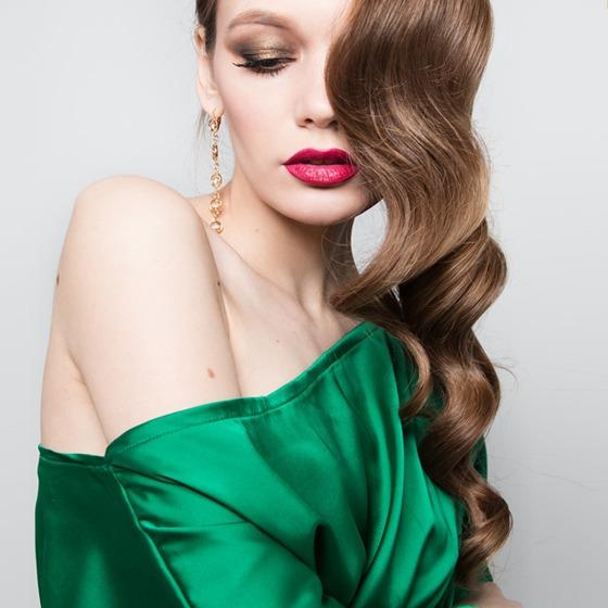 5 rochii midi feminine de purtat in iarna aceasta