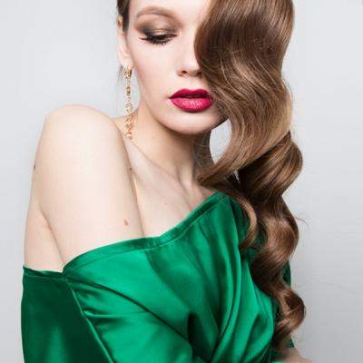 5 rochii midi feminine de purtat in iarna aceasta