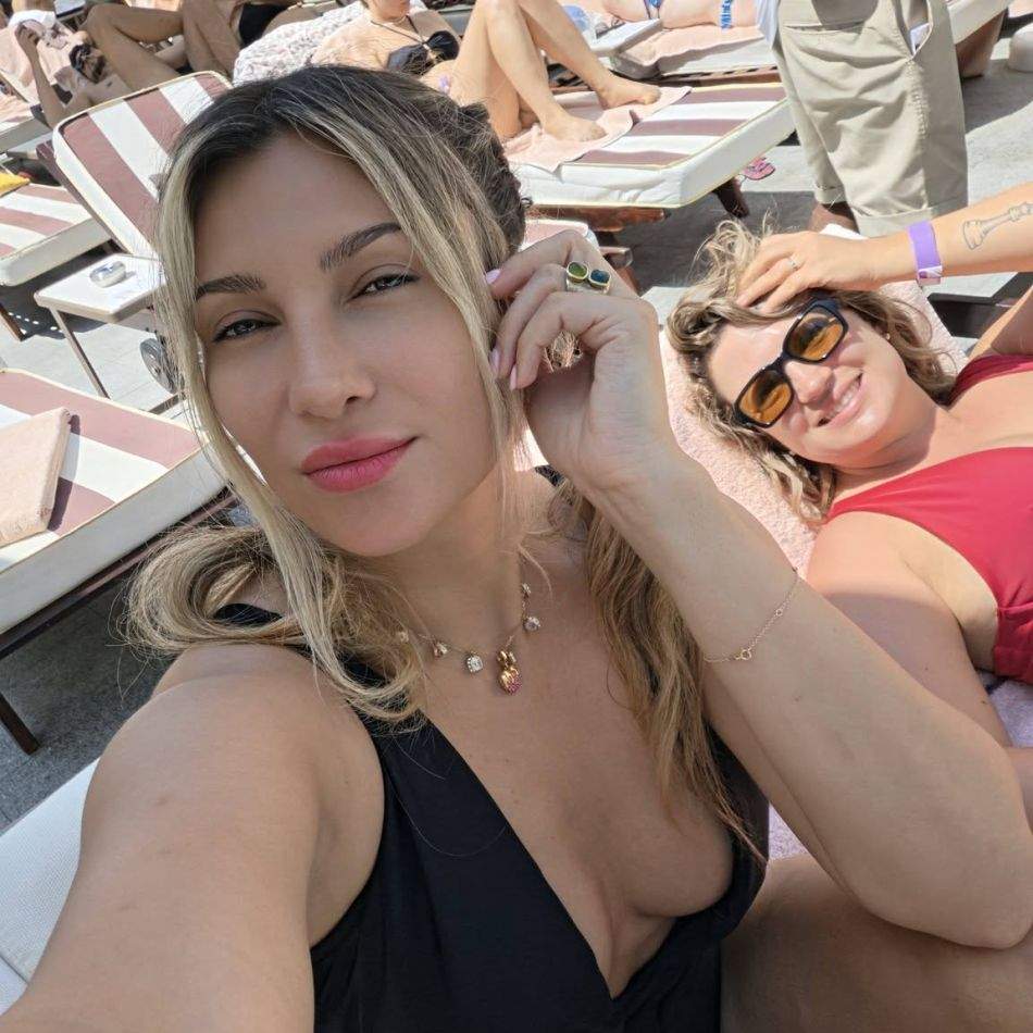 Lora și-a speriat fanii cu raportul medical. Artista trebuie să înceapă urgent terapia