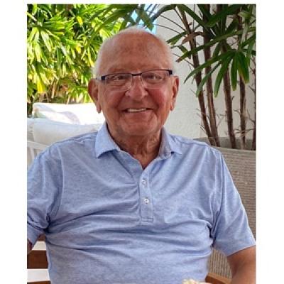 Judecătorul Frank Caprio, cel mai amabil judecător din lume, a încetat din viață la 88 de ani