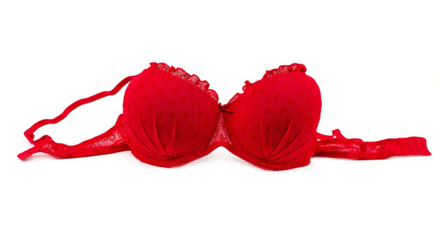 Lenjerie intima rosie pentru sarbatori