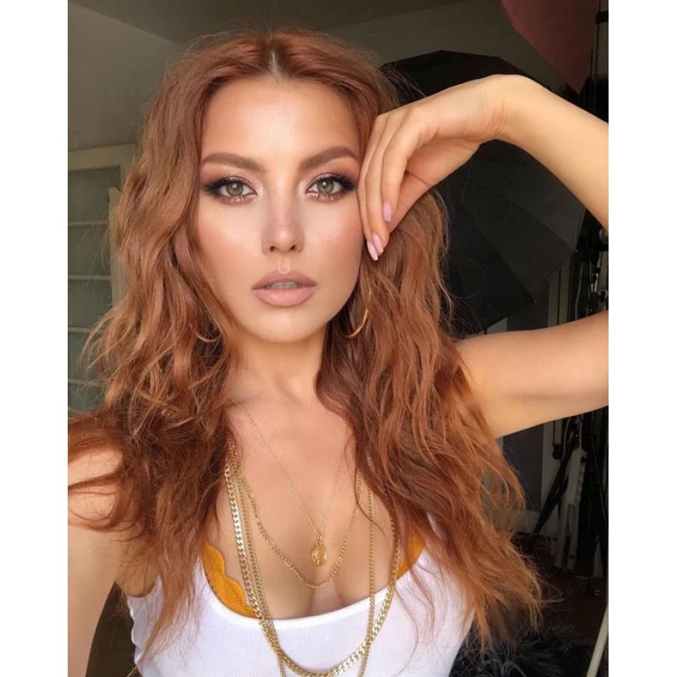 Cum reușește Elena Gheorghe să se mențină la 50 de kg după 2 nașteri? Dieta vedetei este la îndemâna oricui!