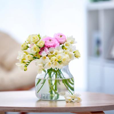 Primăvară în casa ta. Obiecte și decorațiuni de primăvară