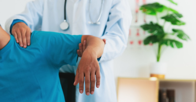 Sindromul persoanei rigide: cauze, simptome și tratament