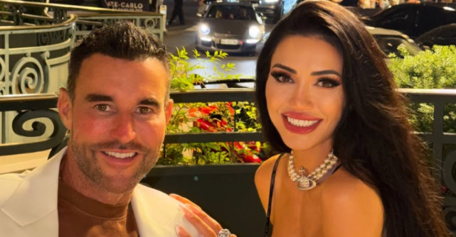 Imagini controversate cu Philipp Plein și Andreea Sasu. Gesturile designerului au stârnit reacții dure în mediul online