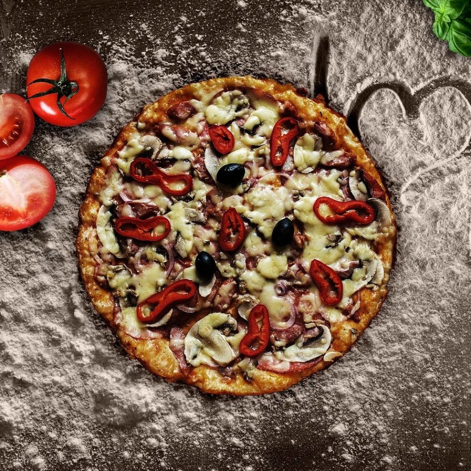 Pizza de casă: Cum să aduci gustul Italiei în bucătăria ta