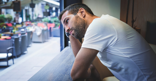 Ponturi despre cum gândesc bărbații de la Steve Harvey
