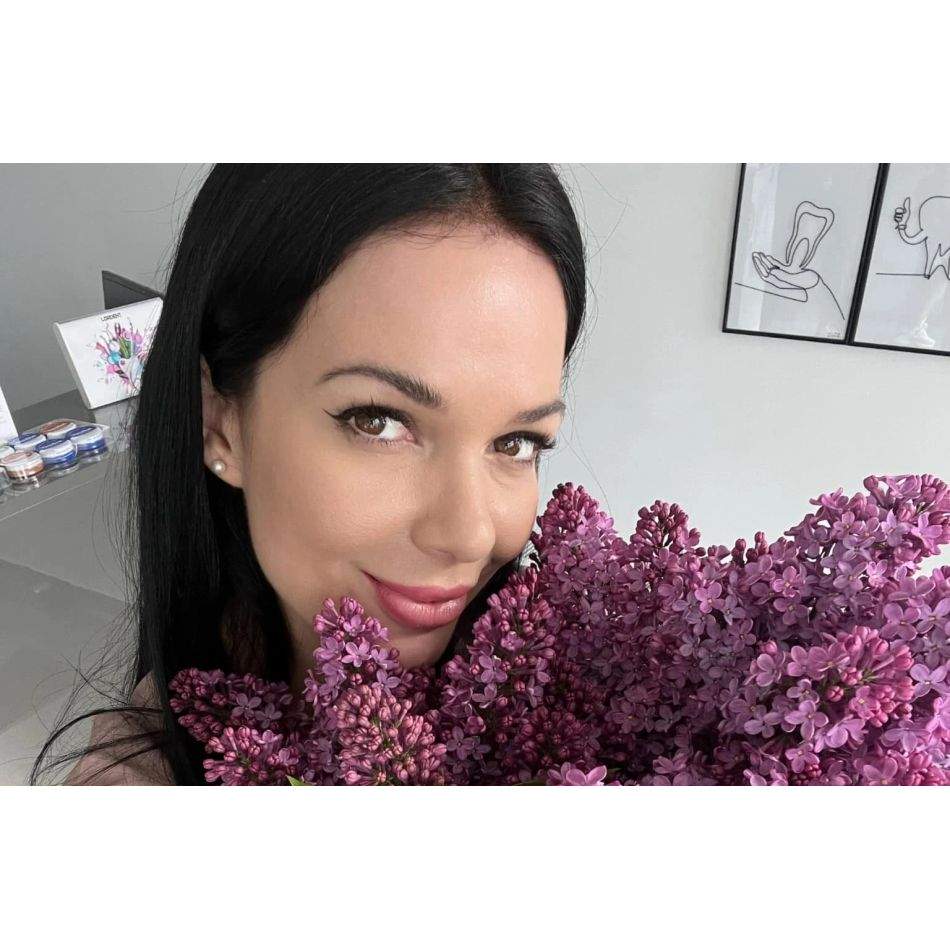 Ce spun părinții Deei Maxer despre noul ei iubit? Artista și Robert Drilea se iubesc de o lună