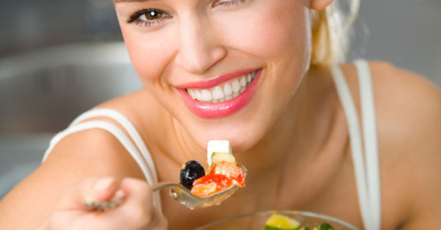 7 Lucruri pe care sa NU le faci dupa ce MANANCI