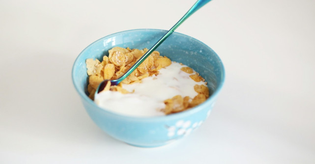 De ce kefirul nu ar trebui să lipsească din cumpărăturile tale săptămânale?