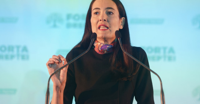 Clotilde Armand îi atacă dur pe Victor Ponta și Daciana Sârbu: Copilul vostru a devenit muniție politică...